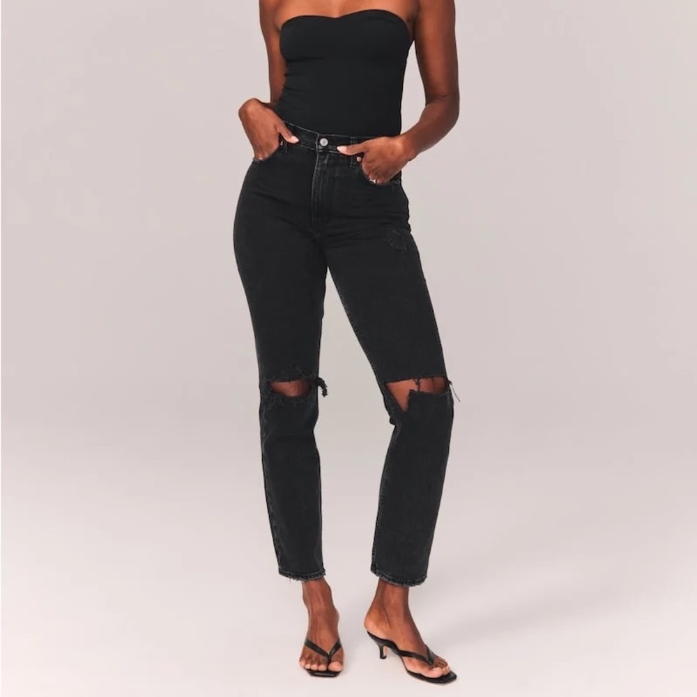 Abercrombie and Fitch The 90’s Straight Ultra High Rise Curve Love